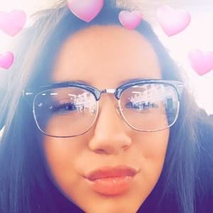 Meet your Posher, Alison